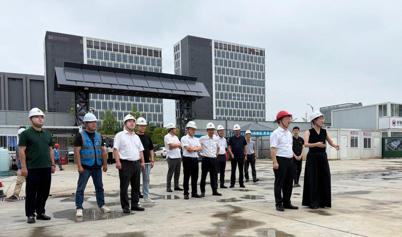 Qiantang District Party Secretary Visits DataBeyond Global Headquarters Construction Site